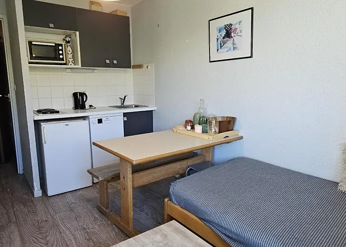 - Inout - 3 Beds Flat J-b6 Apartment